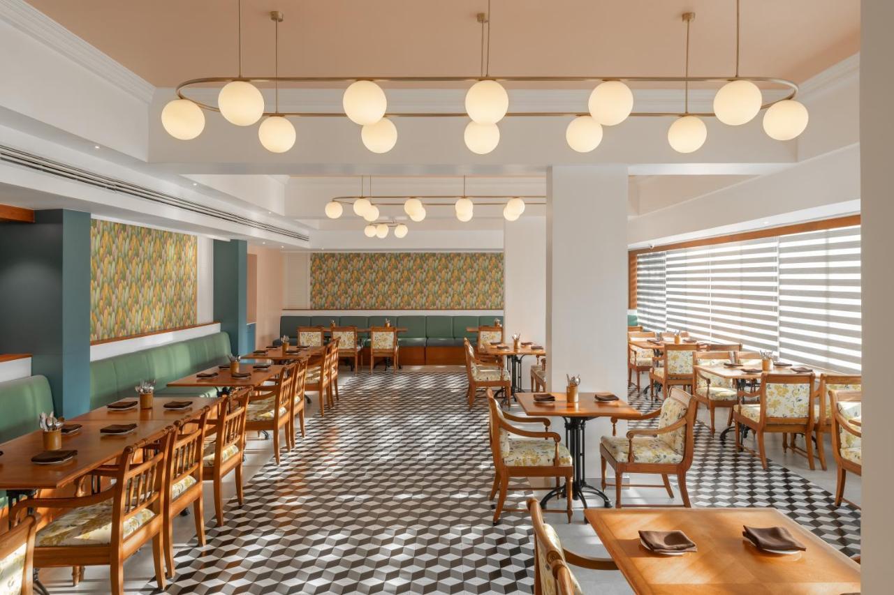 The Avenue Regent Hotel Kochi Luaran gambar