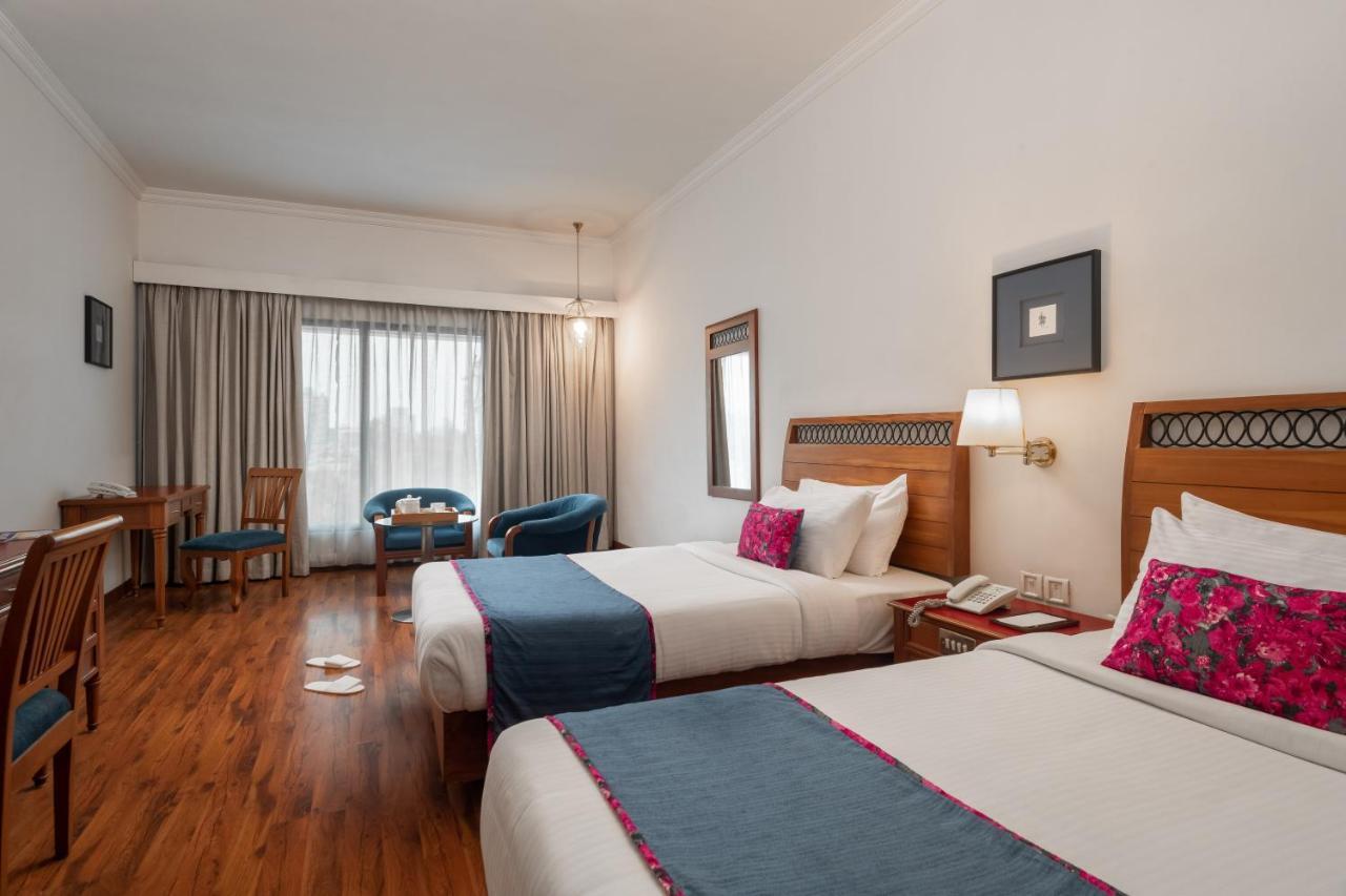 The Avenue Regent Hotel Kochi Luaran gambar