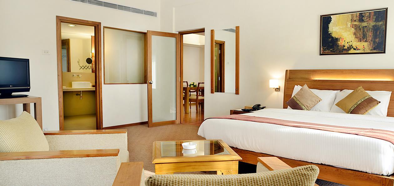 The Avenue Regent Hotel Kochi Luaran gambar